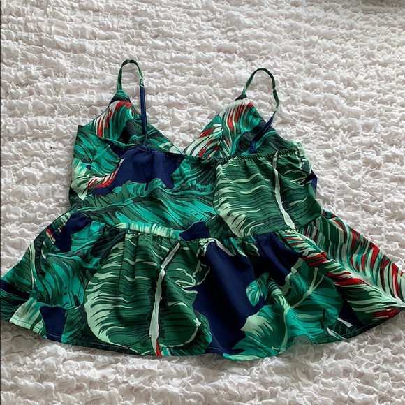 TOP - Picture 2 of 3